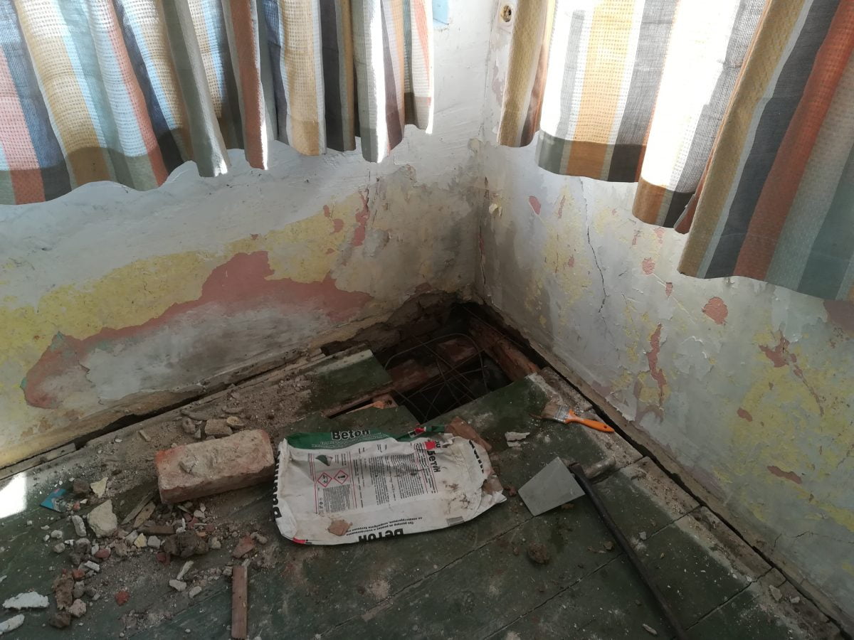 Укрепване на основи на къща - Стряха